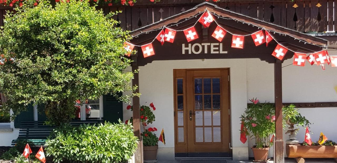 Hotel Garni Alpenruh Lenk Exteriör bild